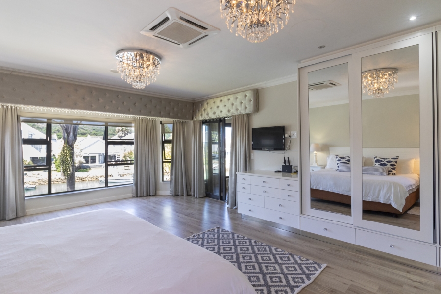 5 Bedroom Property for Sale in Royal Alfred Marina Eastern Cape